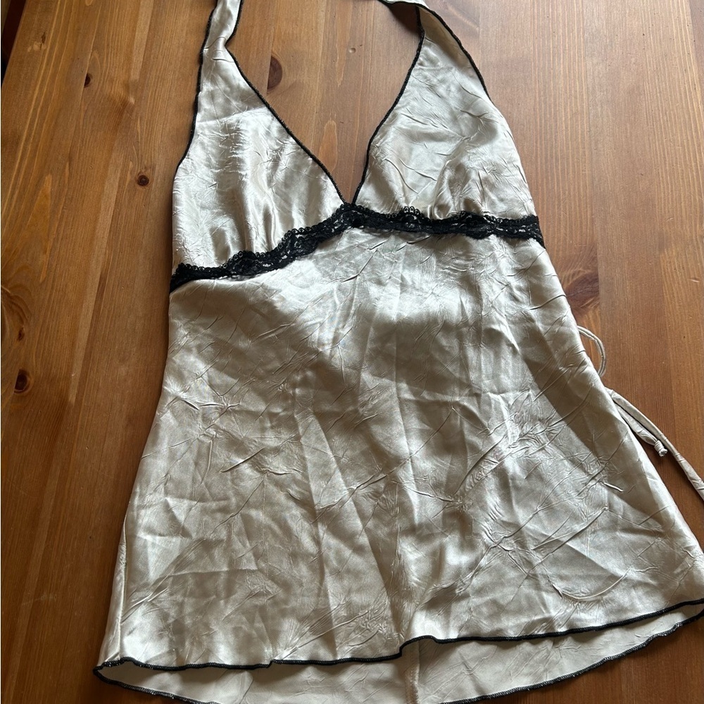 Y2K Vintahe Halo Baby Doll Elegant Cream and Black Lace Trim Top Medium